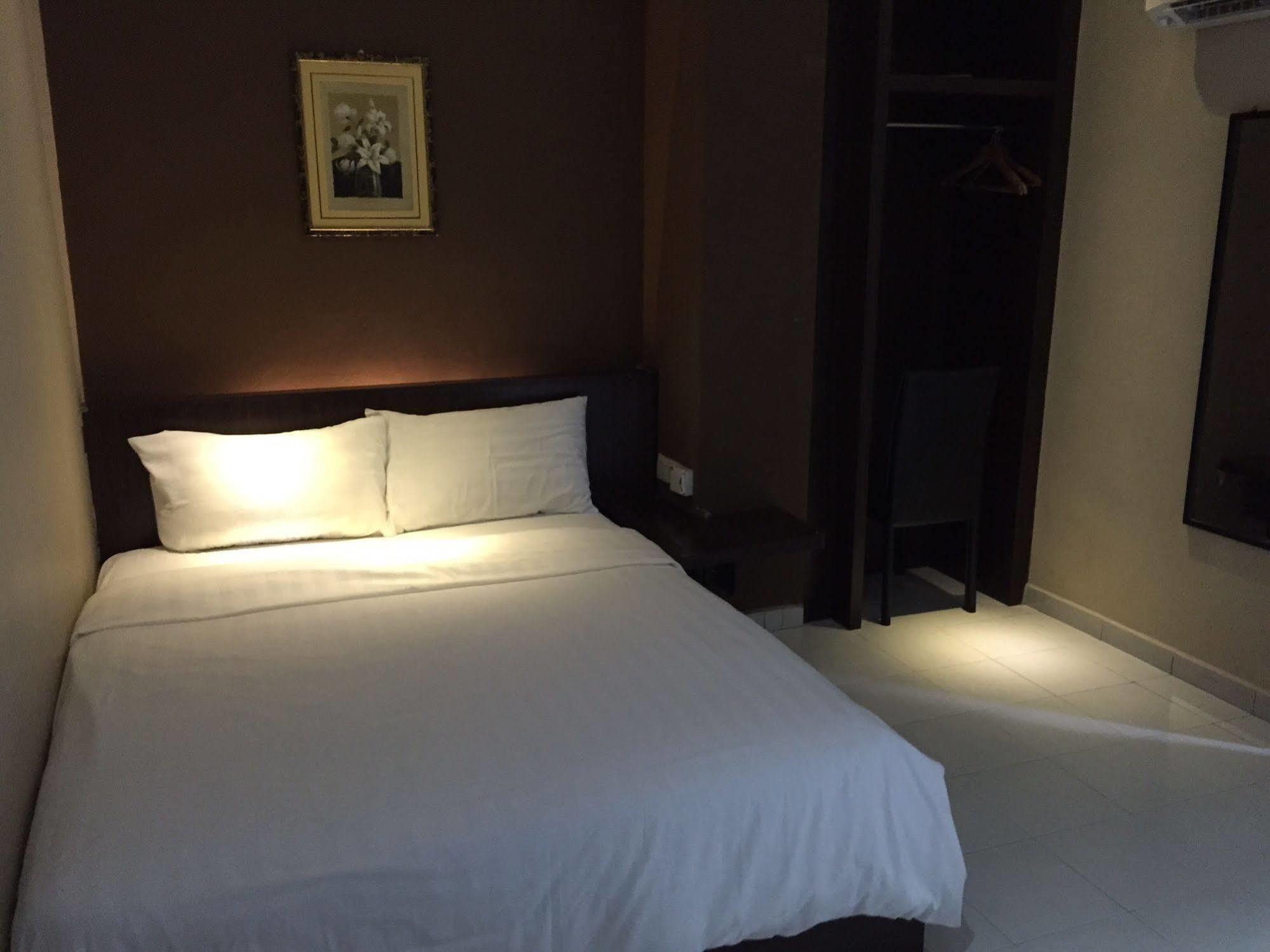 Hotel Vistana Micassa Taiping Bagian luar foto