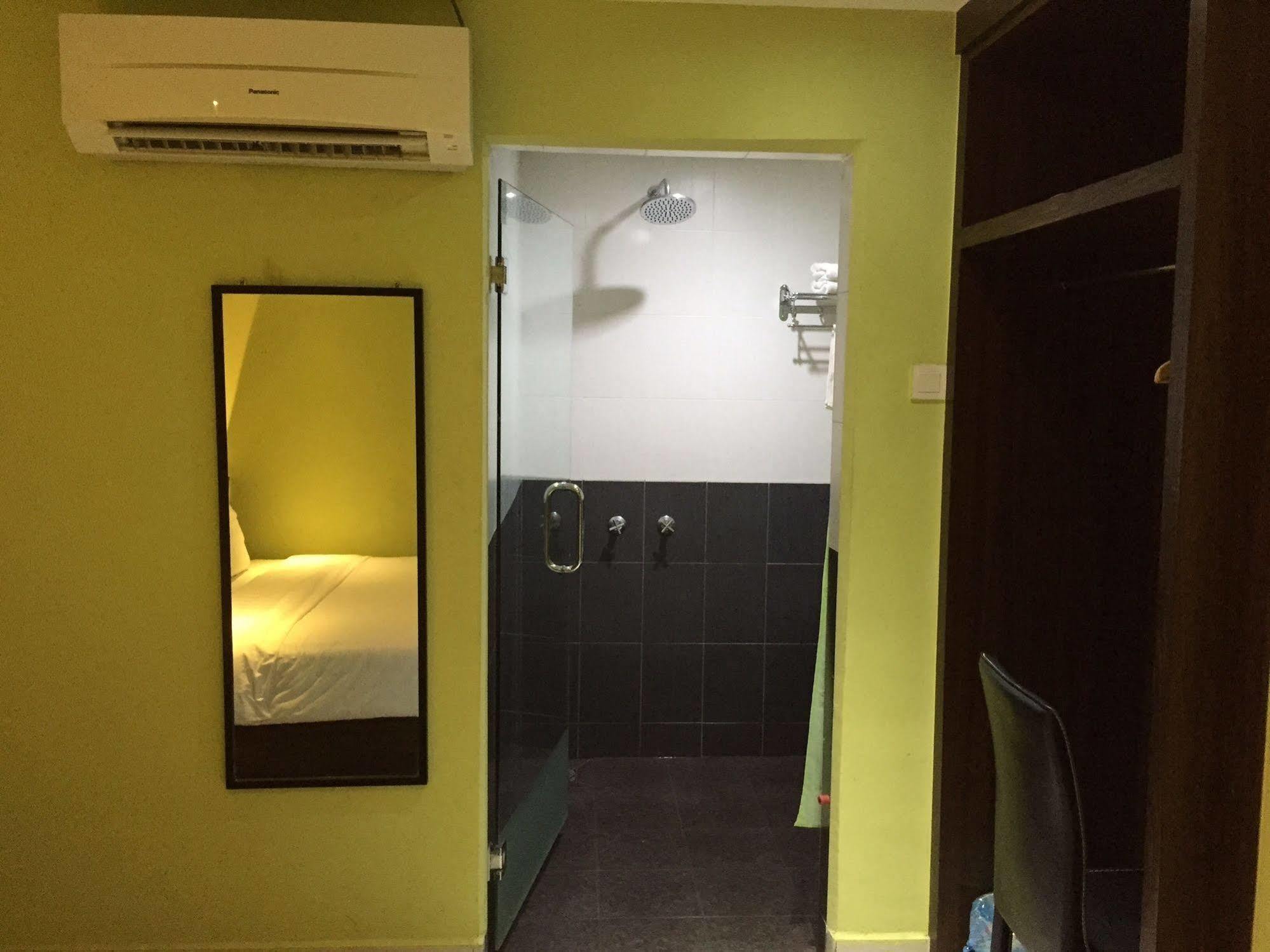 Hotel Vistana Micassa Taiping Bagian luar foto