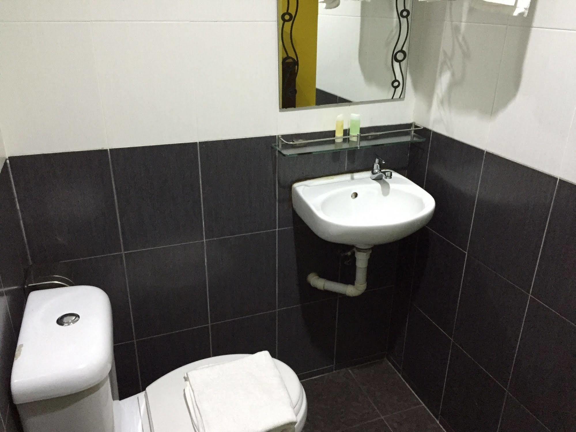 Hotel Vistana Micassa Taiping Bagian luar foto